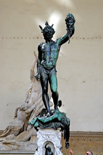 GEO_1681.Statue